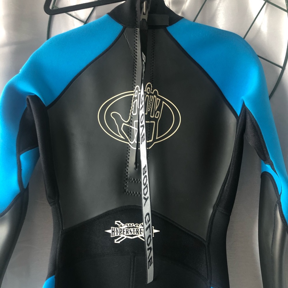 BODYGLOVE Women's wet suit. HYPERSTRETCH WAY. Temp. 3/2.  HOST PICK - Picture 12 of 16